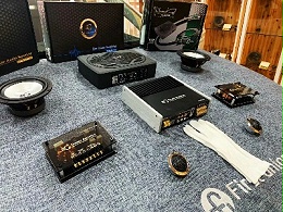斯巴鲁傲虎汽车音响升级黄金声学，畅享音乐